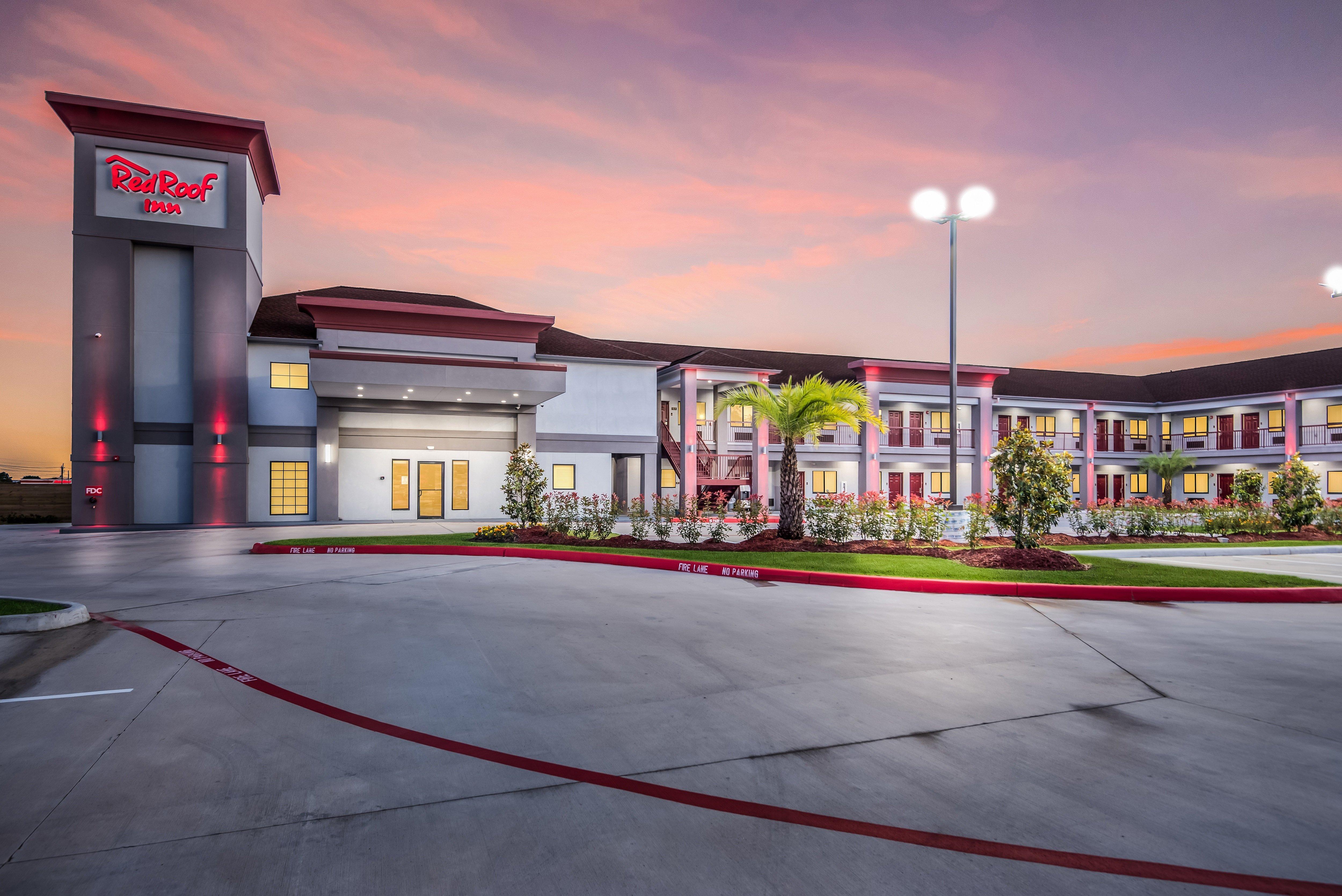 Red Roof Inn Baytown Exterior photo